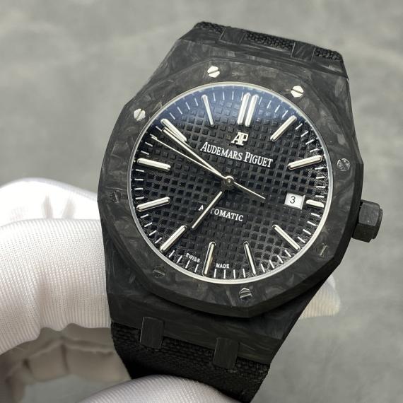 Audemars Piguet Royal Oak – Black Forged Carbon